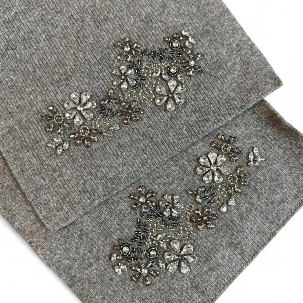 NWT Talbots Embellished‎ Beaded Rhinestone Floral Scarf gray soft feminine knit